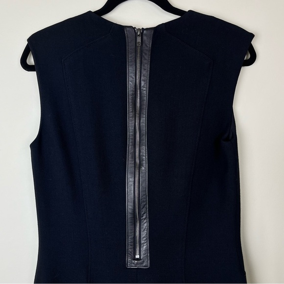 Helmut Lang Sleeveless Wool Dress with Black Leather Buckle - Picture 10 of 14